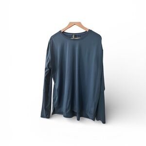 The North Face Women's Deep Blue Long Sleeve Top